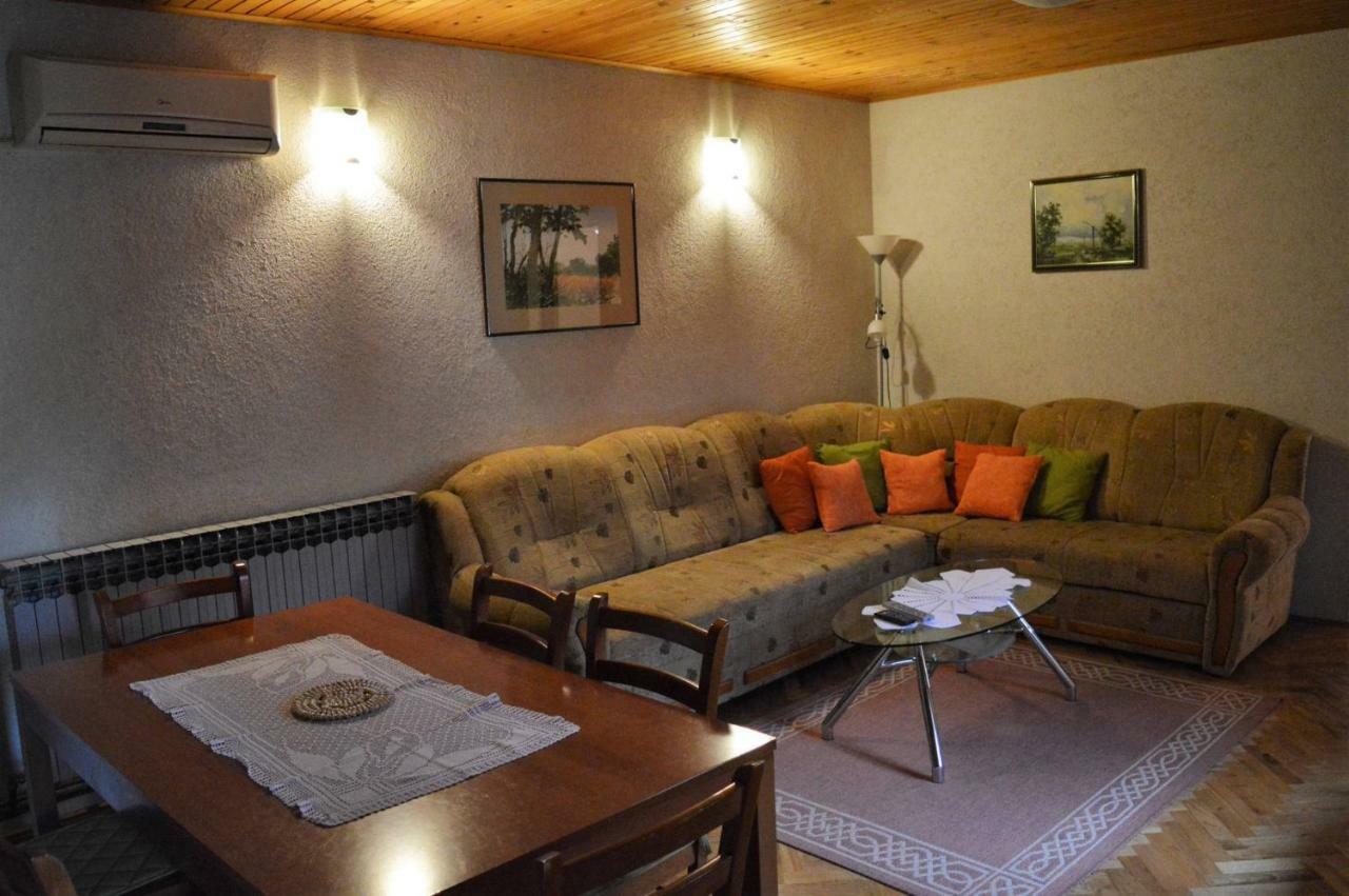 Apartment Racing Beli Manastir Extérieur photo